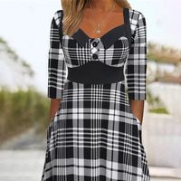 Adultes Robe Fourreau Robe À Carreaux Style Simple Col En V Impression Manche Longue Plaid Robe Mi-Longue Vacances Du Quotidien main image 3