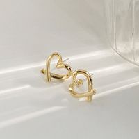 1 Pair Simple Style Heart Shape Plating Alloy Gold Plated Ear Studs main image 4