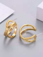 1 Pair Elegant Simple Style C Shape Geometric Plating Inlay Alloy Artificial Pearls Ear Studs main image 7