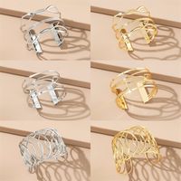 Lady Simple Style Round Alloy Hollow Out Women's Bangle main image 1