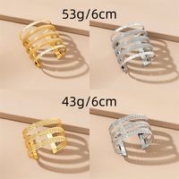 Lady Simple Style Round Alloy Hollow Out Women's Bangle main image 2