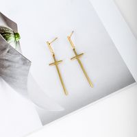 1 Pair Simple Style Cross Plating 304 Stainless Steel 18K Gold Plated Raw Steel Drop Earrings main image 3