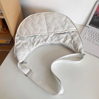 Unisex Pearlescent Cotton Solid Color Basic Sewing Thread Dumpling Shape Zipper Shoulder Bag Crossbody Bag Underarm Bag sku image 1