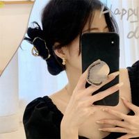 1 Pair Vintage Style Simple Style Solid Color Plating Alloy Gold Plated Ear Studs main image 5