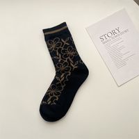 Women's Retro Flower Polyester Crew Socks A Pair sku image 1