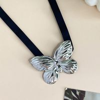 Wholesale Jewelry Retro Simple Style Irregular Butterfly Flannel Iron Patchwork Choker main image 4