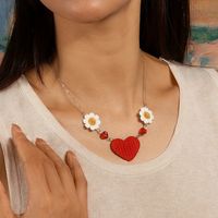 Romantic Heart Shape Flower Knit Zinc Alloy Valentine's Day Women's Pendant Necklace main image 1