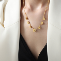 Titan Stahl 18 Karat Vergoldet Süss Einfacher Stil Gänseblümchen Armbänder Ohrringe Halskette main image 9