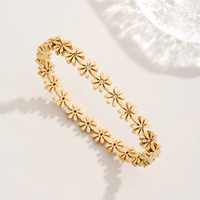 Titan Stahl 18 Karat Vergoldet Süss Einfacher Stil Gänseblümchen Armbänder Ohrringe Halskette main image 5