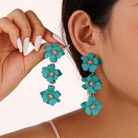 1 Pair Sweet Flower Stoving Varnish Metal Drop Earrings main image 1