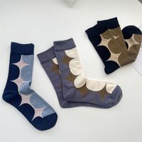 Femmes Style Simple Bloc De Couleur Coton Crew Socks Une Paire main image 4