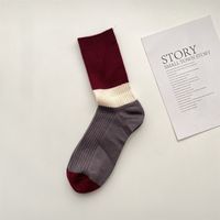 Femmes Style Simple Bloc De Couleur Polyester Crew Socks Une Paire sku image 5