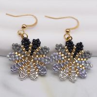 1 Pair Simple Style Classic Style Snowflake Handmade Plating Glass Gold Plated Drop Earrings main image 3