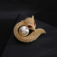 Lady Animal Alloy Women's Brooches main image 3