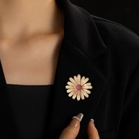 Lady Flower Copper Inlay Artificial Gemstones Women's Brooches main image 2