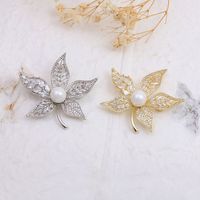 Lady Leaf Copper Alloy Inlay Zircon Women's Brooches main image 5