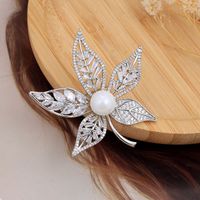 Lady Leaf Copper Alloy Inlay Zircon Women's Brooches sku image 2