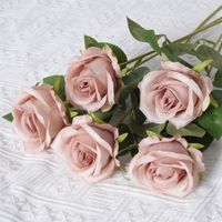 Valentinstag Romantisch Pastoral Rose Seidenblume Gruppe Datum Festival Künstliche Pflanze sku image 17