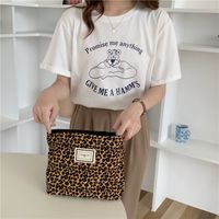 Women's Canvas Leopard Vintage Style Square Zipper Cosmetic Bag Wash Bag main image 3