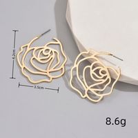 1 Pair Elegant Sweet C Shape Rose Butterfly Hollow Out Alloy Iron Ear Studs main image 4