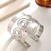 Exaggerated Luxurious Spiral Stripe Copper Hollow Out Bangle main image 7