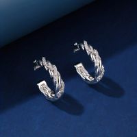 1 Paire Décontractée Style Simple Géométrique Le Cuivre Zircon Or Blanc Plaqué Clips D'oreille main image 1