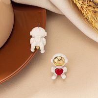 1 Pair Sweet Commute Astronaut Plating Iron Ear Studs main image 4