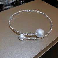 Elegant Simple Style Solid Color Copper Inlay Artificial Pearls Choker main image 1