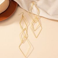 1 Pair Simple Style Rhombus Plating Alloy Gold Plated Drop Earrings main image 4