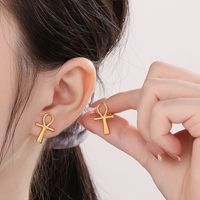 1 Pair Simple Style Cross Heart Shape Plating Titanium Steel 18K Gold Plated Ear Studs main image 10