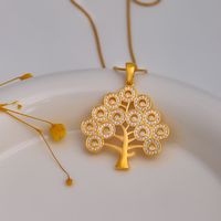 Simple Style Commute Tree Stainless Steel Copper Plating Inlay Zircon 18k Gold Plated Pendant Necklace main image 4