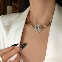 Einfacher Stil Glänzend Herzform Künstliche Strasssteine Legierung Großhandel Halskette main image 1