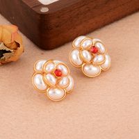 1 Pair Vintage Style French Style Flower Inlay Copper Rhinestones Pearl 18k Gold Plated Rose Gold Plated Ear Studs main image 5