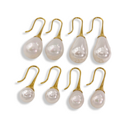1 Pair Elegant Simple Style Solid Color Plating Inlay 304 Stainless Steel Freshwater Pearl Pearl 14K Gold Plated Drop Earrings main image 3