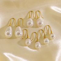 1 Pair Elegant Simple Style Solid Color Plating Inlay 304 Stainless Steel Freshwater Pearl Pearl 14K Gold Plated Drop Earrings main image 2