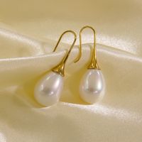 1 Pair Elegant Simple Style Solid Color Plating Inlay 304 Stainless Steel Freshwater Pearl Pearl 14K Gold Plated Drop Earrings main image 5
