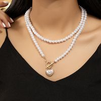 Elegant Classical Heart Shape Artificial Pearl Alloy Beaded Plating Women's Pendant Necklace main image 1