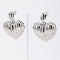 1 Pair Simple Style Heart Shape Plating Alloy Gold Plated Silver Plated Drop Earrings main image 3