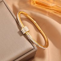 Simple Style Round Titanium Steel 18K Gold Plated Bangle In Bulk main image 2