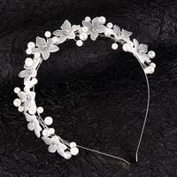 Women's Elegant Sweet Flower Artificial Pearl Alloy Resin Hair Band sku image 2