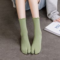 Femmes Style Japonais Pastorale Couleur Unie Coton Crew Socks Une Paire main image 3