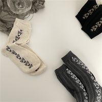 Women's Retro Pastoral Bow Knot Cotton Printing Crew Socks A Pair main image 4