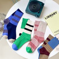 Unisex Casual Color Block Cotton Crew Socks A Pair main image 1