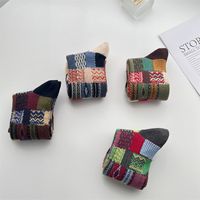 Unisexe Style Japonais Bloc De Couleur Coton Crew Socks Une Paire main image 2