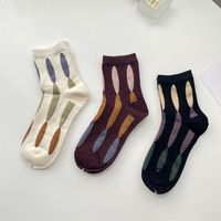 Women's Retro Color Block Cotton Crew Socks A Pair main image 3