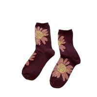 Women's Retro Flower Cotton Jacquard Crew Socks A Pair main image 3