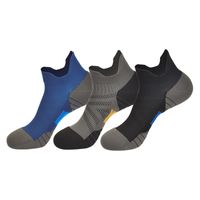 Männer Sport Farbblock Polyester Ankle Socken Ein Paar main image 2