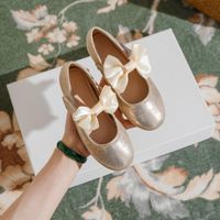 Girl's Vintage Style Solid Color Bowknot Point Toe Flats main image 2