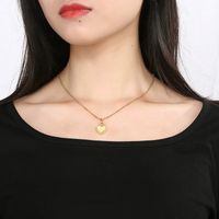 Acero Titanio Chapados en oro de 18k Estilo Simple Embutido Forma De Corazón Resina Collar Colgante main image 4