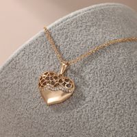 Elegant Xuping Sweet Heart Shape Alloy Copper Alloy Plating Inlay Artificial Gemstones 18k Gold Plated Women's Pendant Necklace main image 7